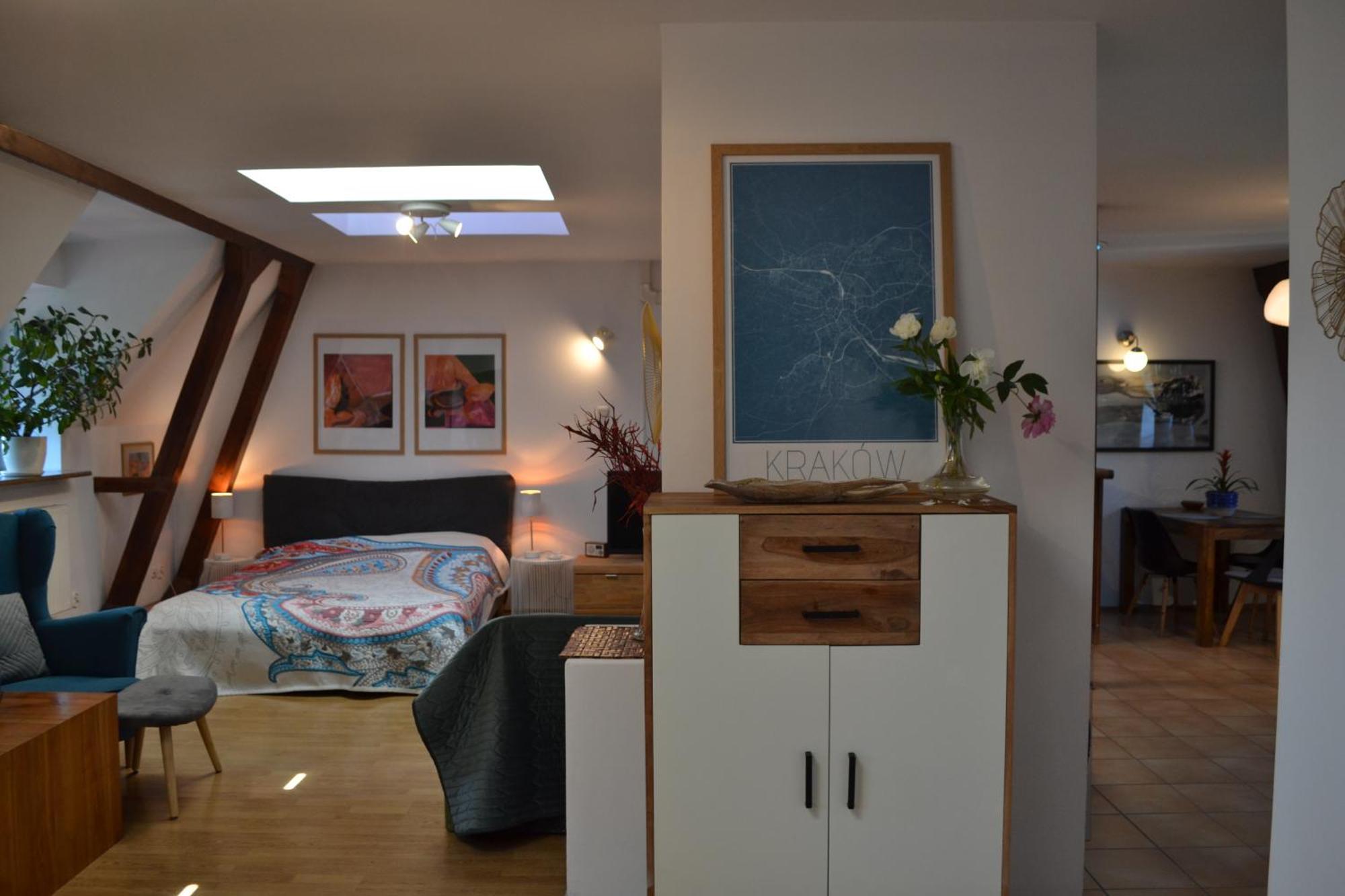 Studio Apartment
